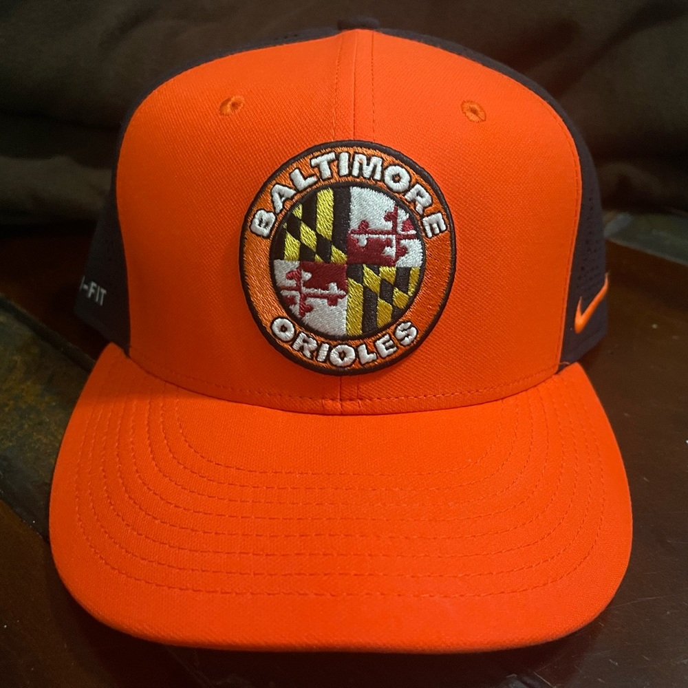 Nike dri-fit Baltimore Orioles Maryland flag logo flex fit hat.